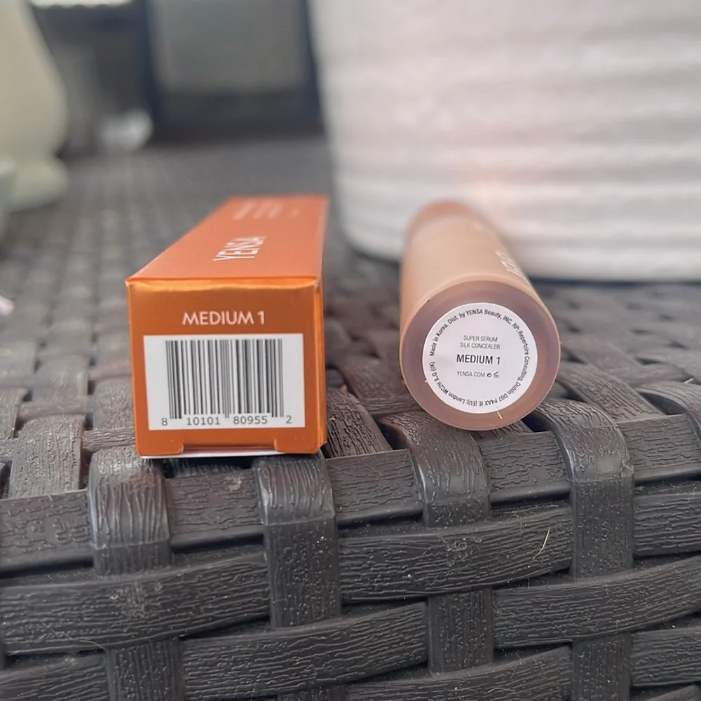 Yensa Beauty - Super Serum Silk Concealer Shade: Medium 1
